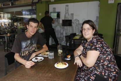 Manuel Jesús Contreras y Ainhoa Guerrero, en Capitol