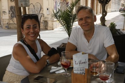 María y Sebastián conocieron Almería y sus tapas en La Plazuela.