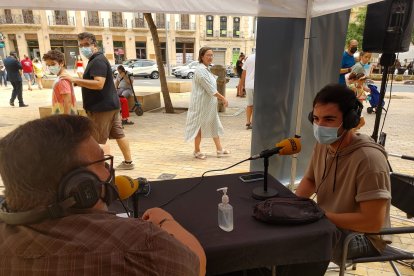 El cantante almeriense Juanjo García, junto a Alfredo Casas