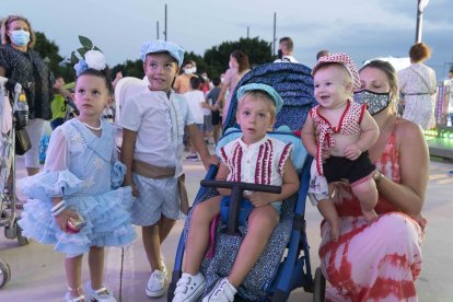Daniel (5), Mateo (7 meses), Martín (3) y Yanira (3)