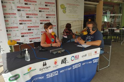 La portavoz del Grupo Municipal Socialista, Adriana Valverde, en el set de la SER