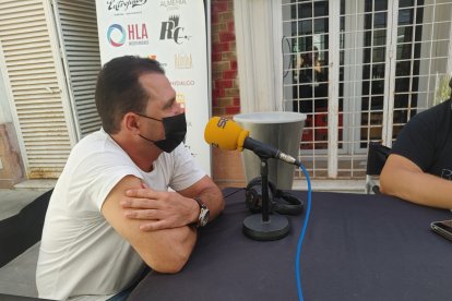 David Ibarra en el set de la SER con Alfredo Casas