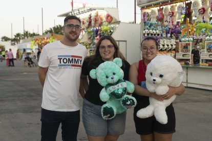Cristina, Rosa, María y Paco