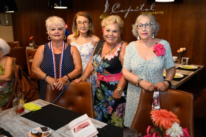 Paloma, Flor Cortés, Carmen Guardiola y Maite también estuvieron en Capitol.