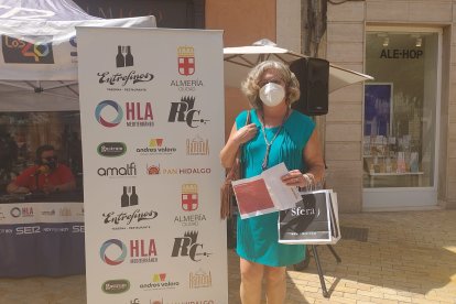 Mari Carmen se llevó una de las cenas en Entrefinos