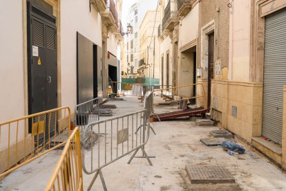 Obras en el entorno de la Plaza de la Administración Vieja.