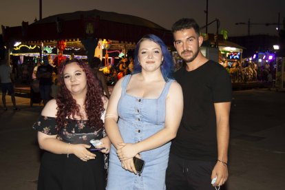 Gabriel, Andrea y María