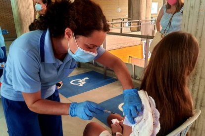 Sigue la vacunación contra el Covid-19 en toda la provincia.