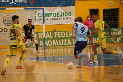 El CD El Ejido se entregó hasta el final.