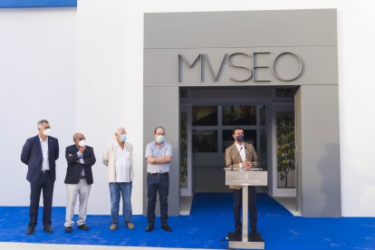 Javier A. García, presidente de la Diputación, durante la inauguración del edificio.