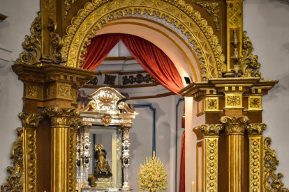 Nuestra Señora del Saliente Coronada procesionó por el Monte Roel.