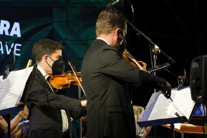 Concierto de la OCAL durante la jornada Esto No Se Para.