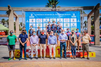 Podio femenino Élite Relevos.