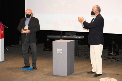 El Premio Deportes para Jesús Olivares Lao, director y profesor del único club de Kenpo federado.