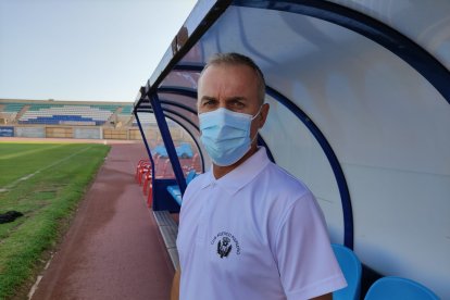 Sebas López, entrenador del Pulpileño.