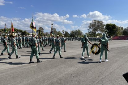 Se han rendido los correspondientes honores a los que dieron su vida por España.