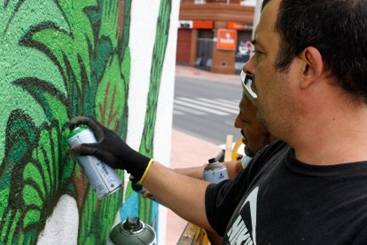 Serán tres las obras que estos artistas crearán en los muros del Estadio Juan Rojas, el Anfiteatro de la Rambla y las pistas de uso libre del barrio San Luis.