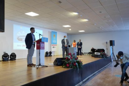 El Premio Innovación ha sido para Nutricop. Nutrición Vegetal. Lo ha recogido su director, Fernando Toresano.