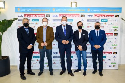 Juan Fernández, los delegados territoriales José Luis Delgado y Vicente García, el presidente de Asemparna, Francisco Jesús García, y Pedro Manuel de la Cruz.