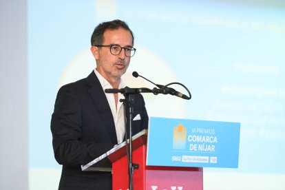 García Garrido, agradeciendo el premio.