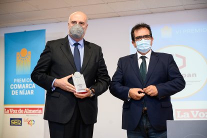 Manuel Palet Comas recogió el premio a Onduspan.