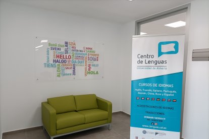 En el centro se realizan acreditaciones de idiomas.