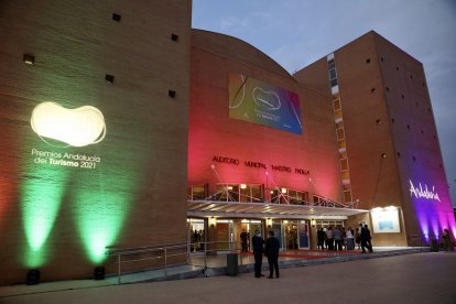 El Maestro Padilla se vistió de gala para la entrega de premios.