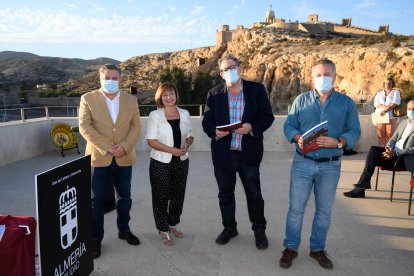Diego Cruz, María Teresa Pérez, Diego Martínez y Manuel León.