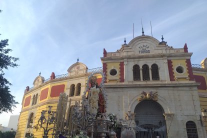 El Rosario de la Macarena, bajando Vilches.