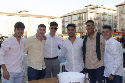 Víctor, Javi, Juan Carlos, Andrés, Carlos y Álvaro.