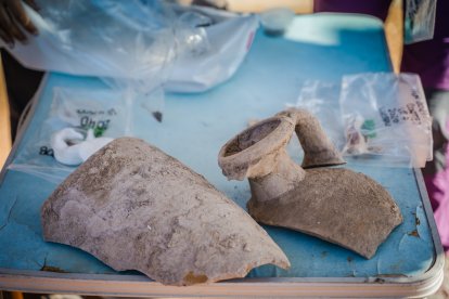 Sondeos arqueológicos en Torrequebrada en Roquetas de Mar.