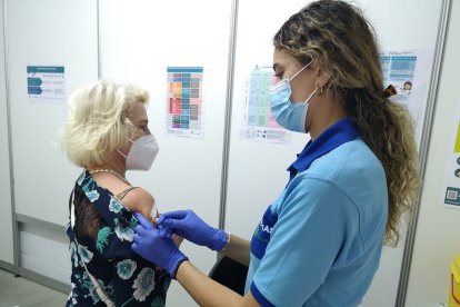 El Palacio de los Juegos vuelve a reactivarse con la vacuna de la gripe y la tercera dosis del Covid.