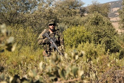 El cabo Javier Hidalgo en un reconocimiento durante la jornada en Ronda