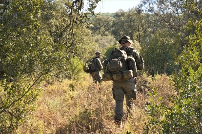 Marcha de reconocimiento junto a la base malagueña