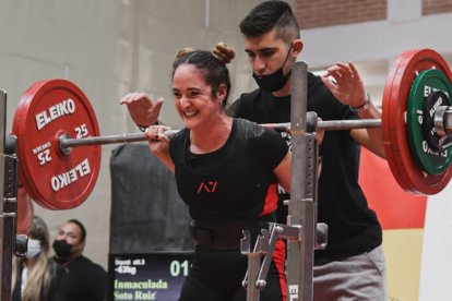 La campeona dejando huella en el Nacional.