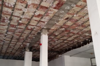 La techumbre se encuentra en muy mal estado