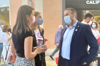 Claveles rojos como agradecimiento.