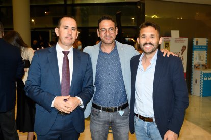 Cecilio Vargas, concejal de Cs El Ejido; Juan Escobar, de Servicios Ambientales Las Chozas; y José Ángel Daza, de Hermanos Daza Palmero.