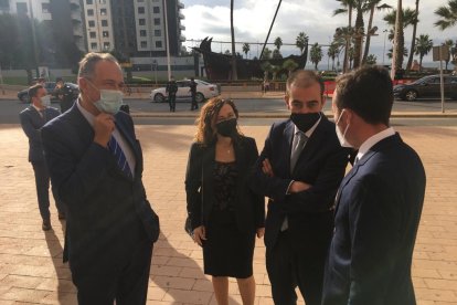 Los invitados van llegando al acto del Auditorio