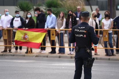 Amplio dispositivo de seguridad.