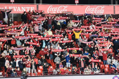 Una afición entregada.