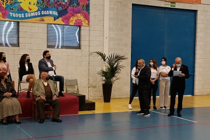 Amigos y representantes de asociaciones quisieron dedicarles algunas palabras emotivas.