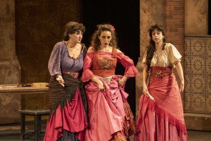 Actuación ópera \'Carmen\'.