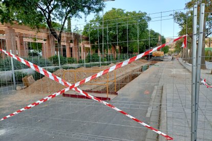 Zona del carril ascendente que está cortado