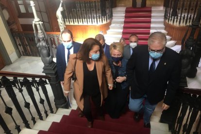 Carmen Crespo minutos antes de la presentación de las cuentas.