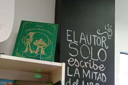 Una frase en la librería Zebras.