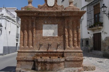 Fuente de Carlos IV en Fondón.