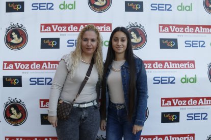 Isa y Pelaya, madre e hija se fotografían en conmemoración y recuerdo de los festejos 2021