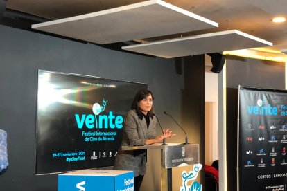 Elena Sánchez, presentadora.