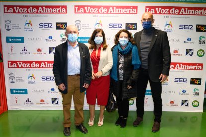 Miguel Luis Siles, María del Mar Cazorla, Dolores Sánchez y Diego Cruz, de la asociación Rioxa Prehistorica.
